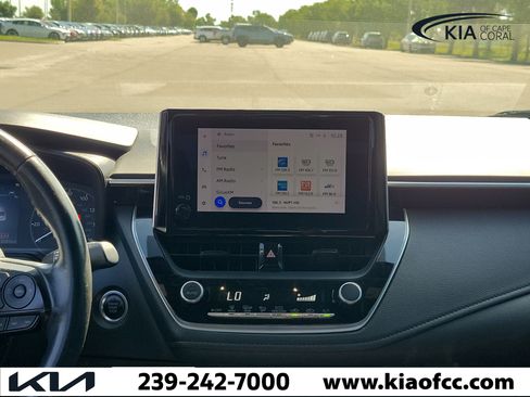 Used 2023 Toyota Corolla SE w/ SE Premium Package FWD image 18