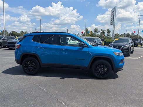 New 2025 Jeep Compass Latitude w/ Sun & Sound Group image 3