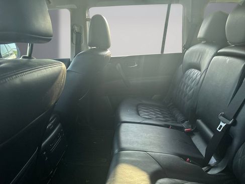 Used 2024 Nissan Armada Platinum w/ Cargo Package RWD image 5