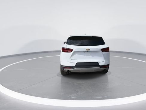Used 2023 Chevrolet Blazer LT FWD image 9