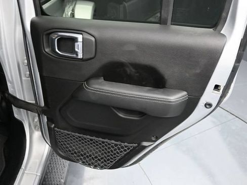 Used 2023 Jeep Wrangler Unlimited Sahara w/ LED Lighting Group AWD/4WD image 24