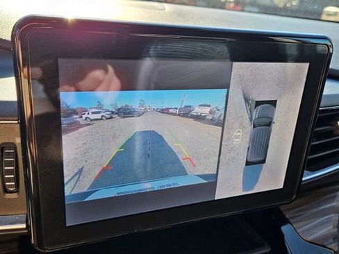 Used 2023 Ford Explorer Limited w/ Equipment Group 301A image 25