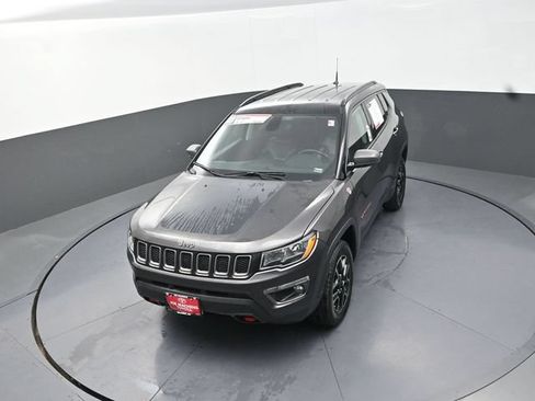 Used 2019 Jeep Compass Trailhawk AWD/4WD image 26