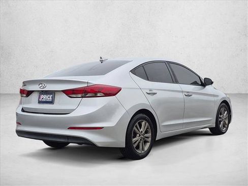 Used 2018 Hyundai Elantra Value Edition FWD image 5