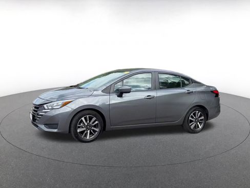 Used 2025 Nissan Versa SV FWD image 8