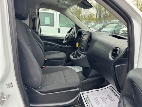 Used 2020 Mercedes-Benz Metris image 11
