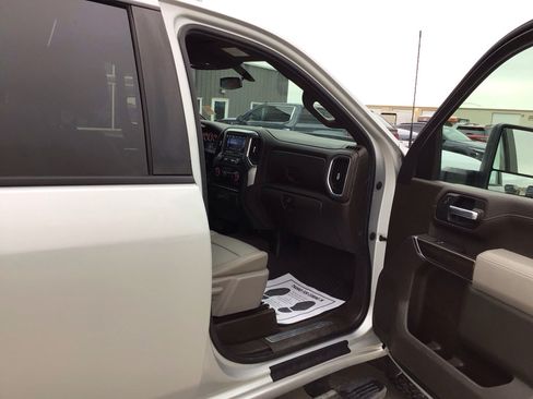 Used 2020 Chevrolet Silverado 3500 LT w/ Convenience Package AWD/4WD image 16