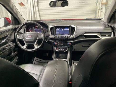 Used 2022 GMC Terrain SLT FWD image 17