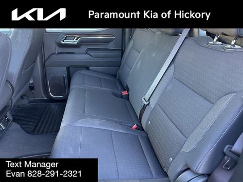 Used 2023 Chevrolet Silverado 1500 LT AWD/4WD image 14