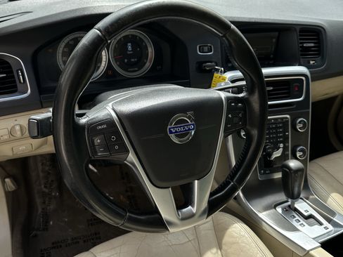 Used 2012 Volvo S60 T6 AWD/4WD image 12