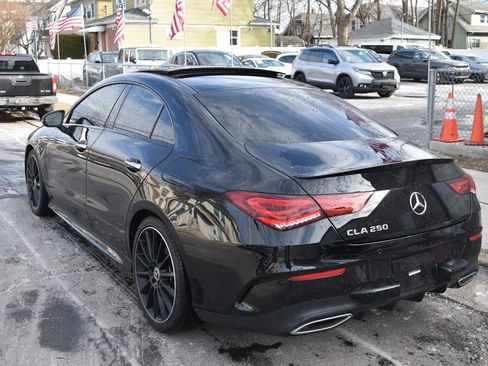 Used 2022 Mercedes-Benz CLA 250 image 8