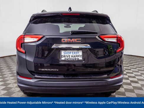 Used 2023 GMC Terrain SLE w/ Driver Convenience Package FWD image 19