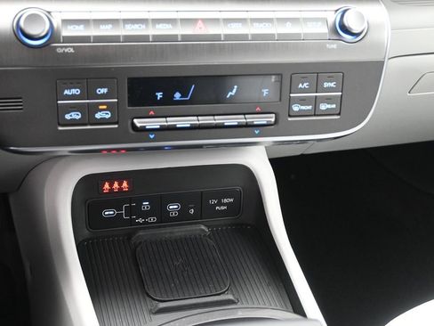 New 2026 Hyundai Kona SEL Sport AWD/4WD image 18