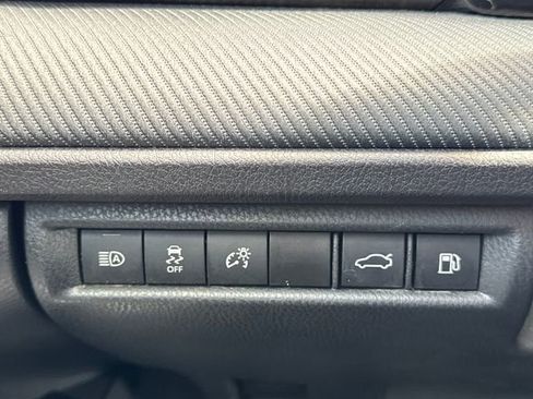 Used 2025 Toyota Camry SE FWD image 25