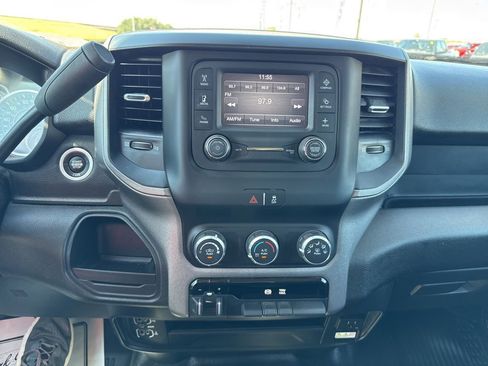 Used 2020 RAM 2500 Tradesman w/ Chrome Appearance Group image 12