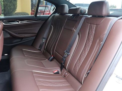 Used 2019 BMW 540i xDrive w/ Executive Package image 17