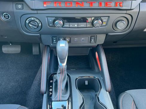 New 2025 Nissan Frontier PRO-4X w/ Pro Convenience Package image 17