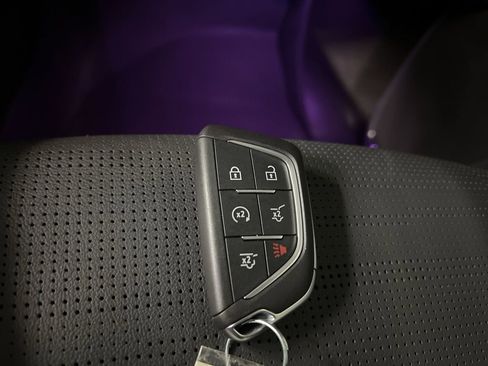 Used 2025 Cadillac Escalade ESV Sport w/ Touring Package AWD/4WD image 45