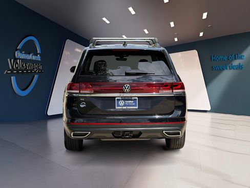 Certified 2026 Volkswagen Atlas SE FWD image 9