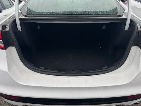 Used 2018 Ford Fusion S image 9