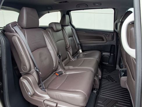 Certified 2018 Honda Odyssey EX-L image 20