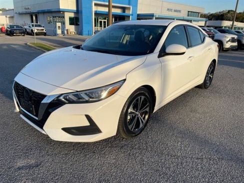 Used 2023 Nissan Sentra SV image 3