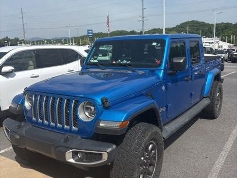 Used 2020 Jeep Gladiator Overland AWD/4WD image 4