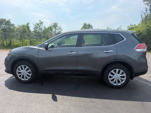 Used 2014 Nissan Rogue S AWD/4WD image 10