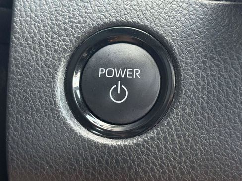 Used 2025 Toyota Camry XLE w/ Premium Plus Package FWD image 31