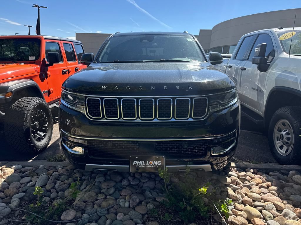 Used 2024 Jeep Wagoneer Series II AWD/4WD image 2