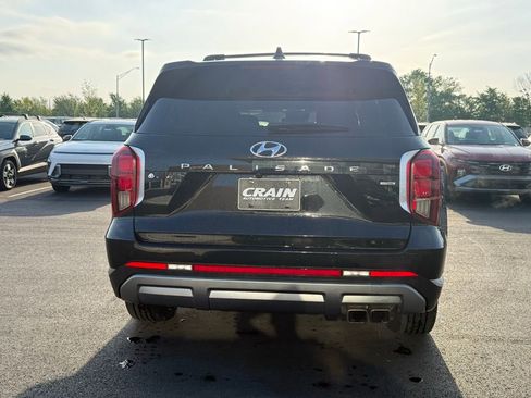 Used 2024 Hyundai Palisade Limited image 6