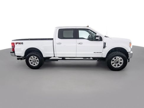 Used 2019 Ford F250 Lariat w/ Lariat Ultimate Package image 4