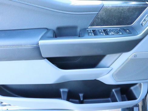 New 2026 Ford F250 XLT w/ XLT Premium Package image 17