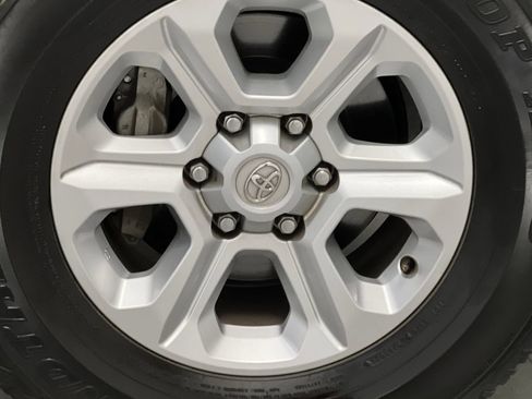Used 2024 Toyota 4Runner SR5 RWD image 78