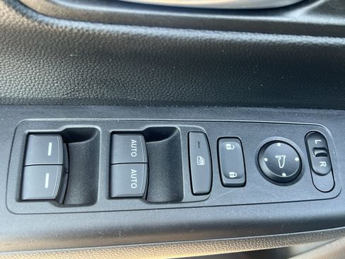 Used 2024 Honda CR-V Sport image 12