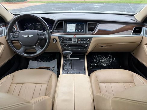 Used 2018 Genesis G80 3.8 w/ Option Group 02 RWD image 7