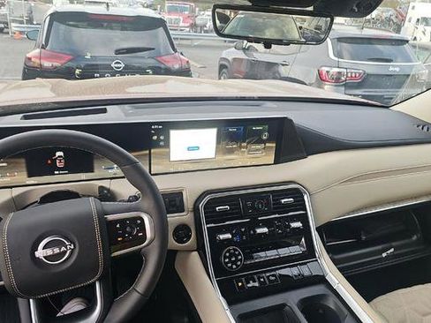 Used 2025 Nissan Armada Platinum Reserve image 9