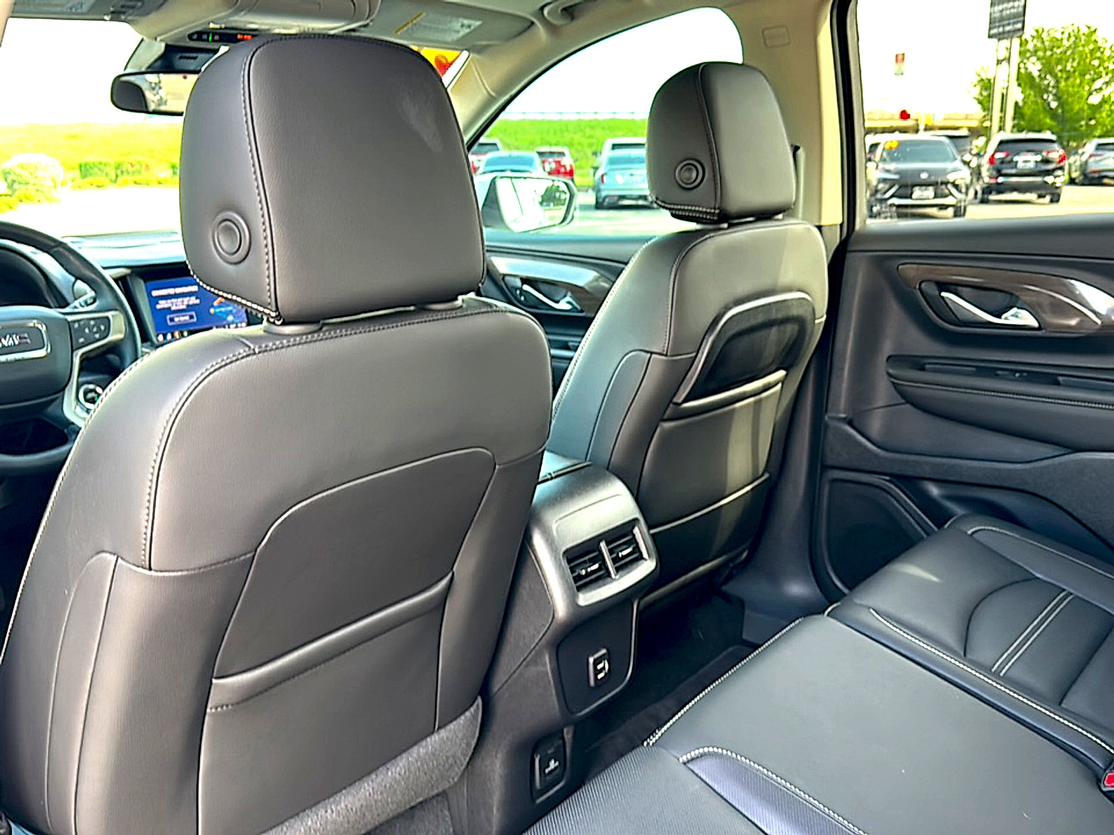 Used 2023 GMC Terrain Denali AWD/4WD image 18