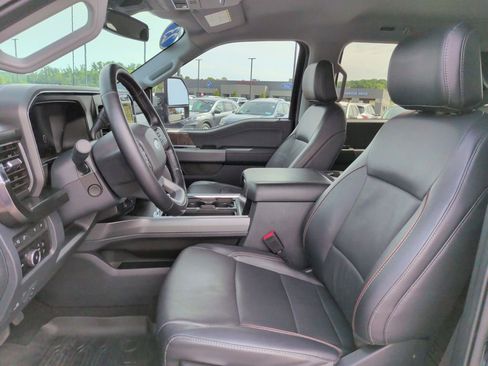 Certified 2023 Ford F250 Lariat w/ Tow Technology Package AWD/4WD image 4