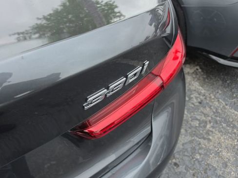 Used 2021 BMW 330i w/ Convenience Package image 5