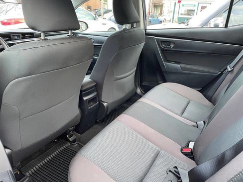 Used 2019 Toyota Corolla LE image 17