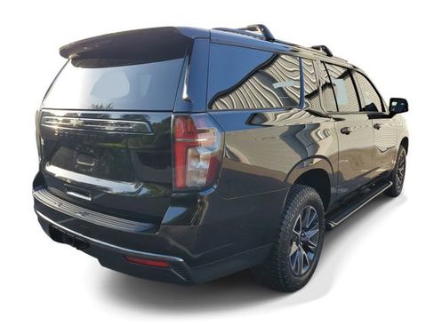 Used 2022 Chevrolet Suburban Z71 w/ Luxury Package AWD/4WD image 4