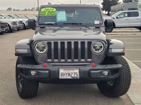 Used 2019 Jeep Wrangler Unlimited Rubicon image 2
