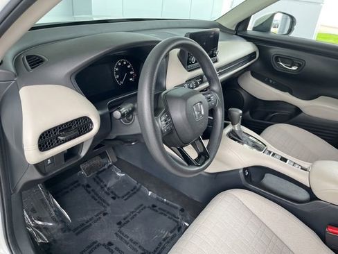 Used 2023 Honda HR-V LX image 21