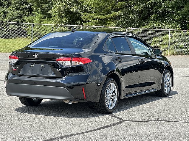 Certified 2026 Toyota Corolla LE FWD image 8