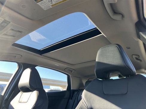 Certified 2023 Nissan Ariya AWD image 13