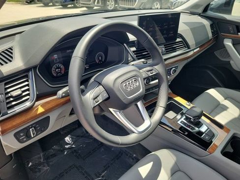 Used 2023 Audi Q5 2.0T Premium Plus w/ Premium Plus Package AWD/4WD image 17