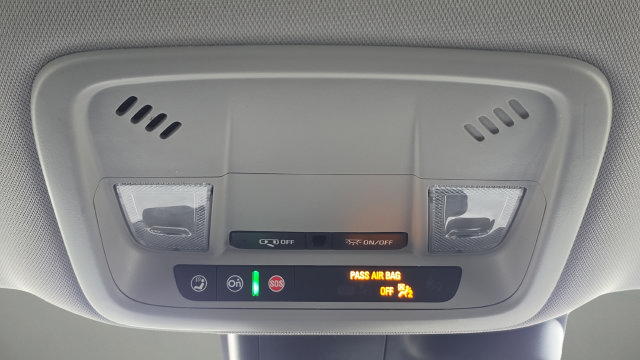 Used 2025 Chevrolet Malibu LT FWD image 19