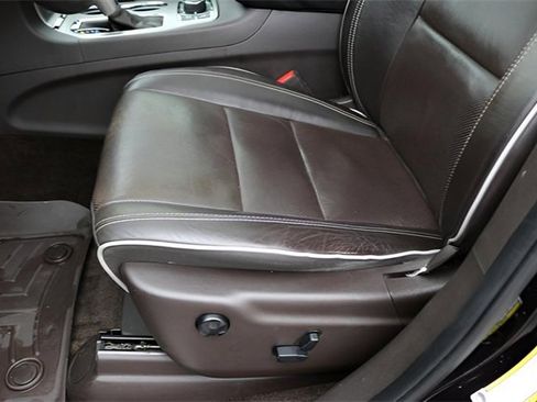 Used 2019 Jeep Grand Cherokee Overland image 14