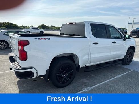 Used 2025 Chevrolet Silverado 1500 Custom AWD/4WD image 14